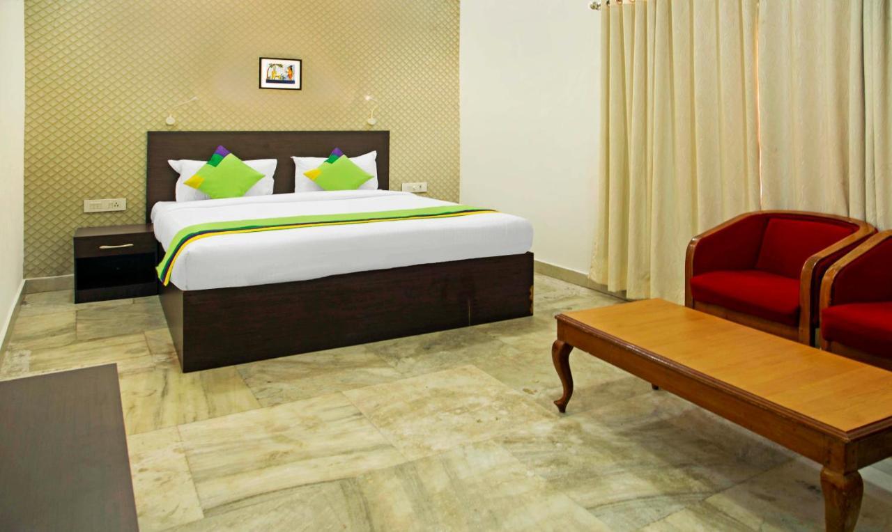 Hotel Treebo Kumily Gate Thekkady, Periyar National Park Extérieur photo