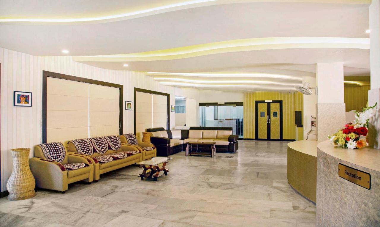 Hotel Treebo Kumily Gate Thekkady, Periyar National Park Extérieur photo
