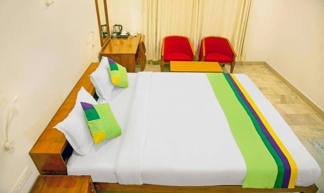 Hotel Treebo Kumily Gate Thekkady, Periyar National Park Extérieur photo