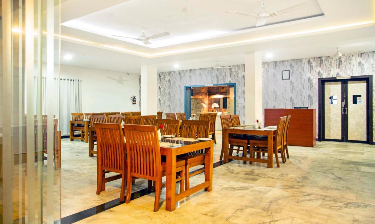 Hotel Treebo Kumily Gate Thekkady, Periyar National Park Extérieur photo