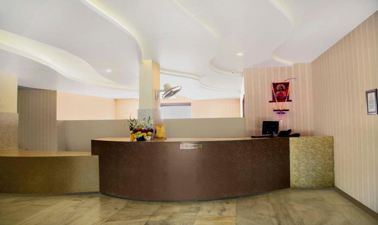 Hotel Treebo Kumily Gate Thekkady, Periyar National Park Extérieur photo