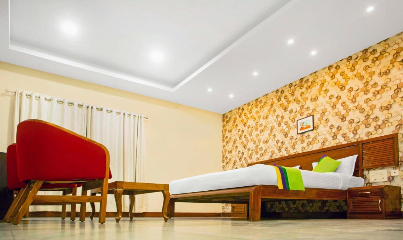 Hotel Treebo Kumily Gate Thekkady, Periyar National Park Extérieur photo
