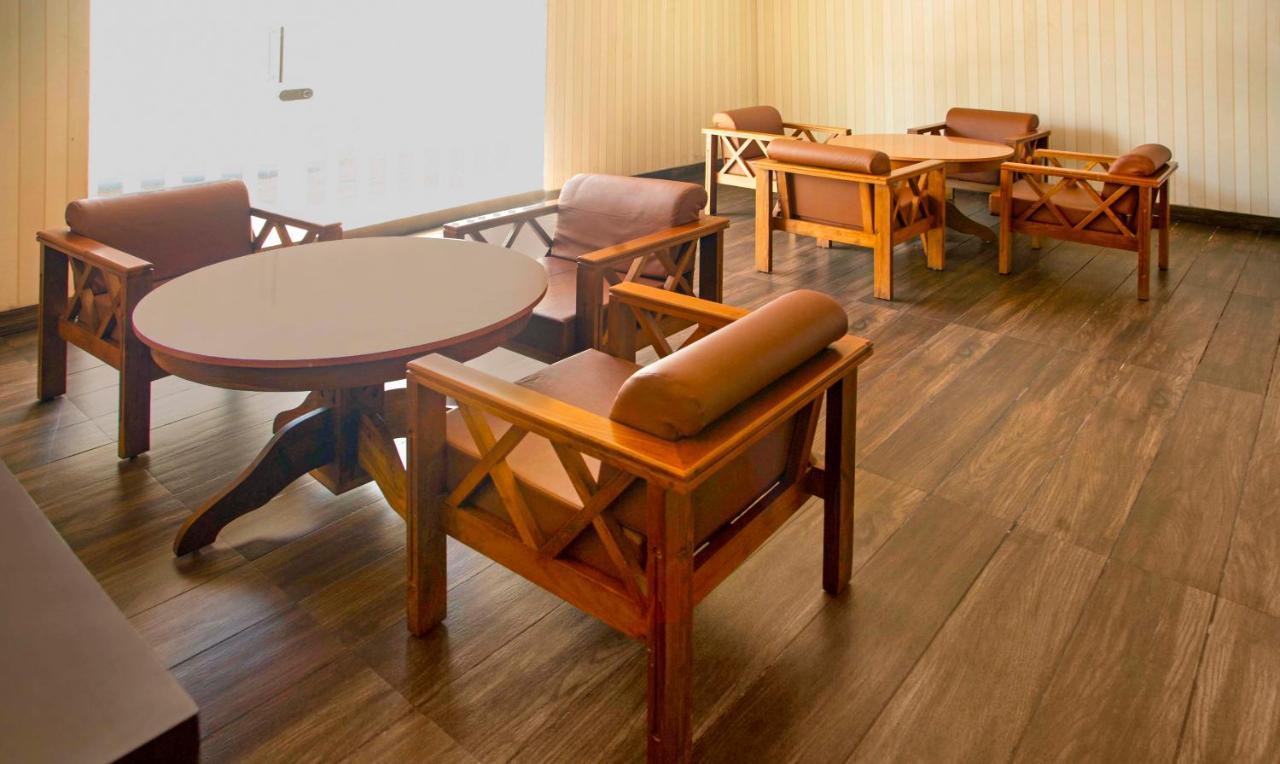 Hotel Treebo Kumily Gate Thekkady, Periyar National Park Extérieur photo