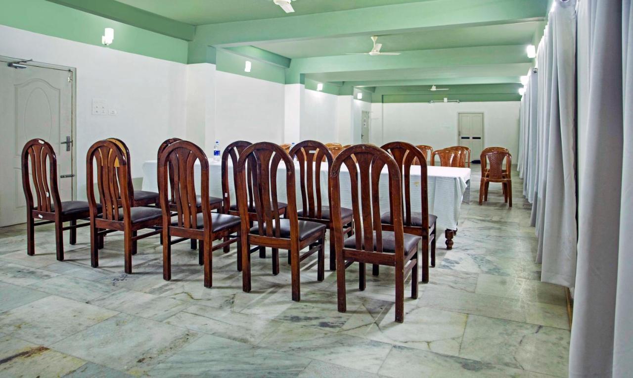 Hotel Treebo Kumily Gate Thekkady, Periyar National Park Extérieur photo